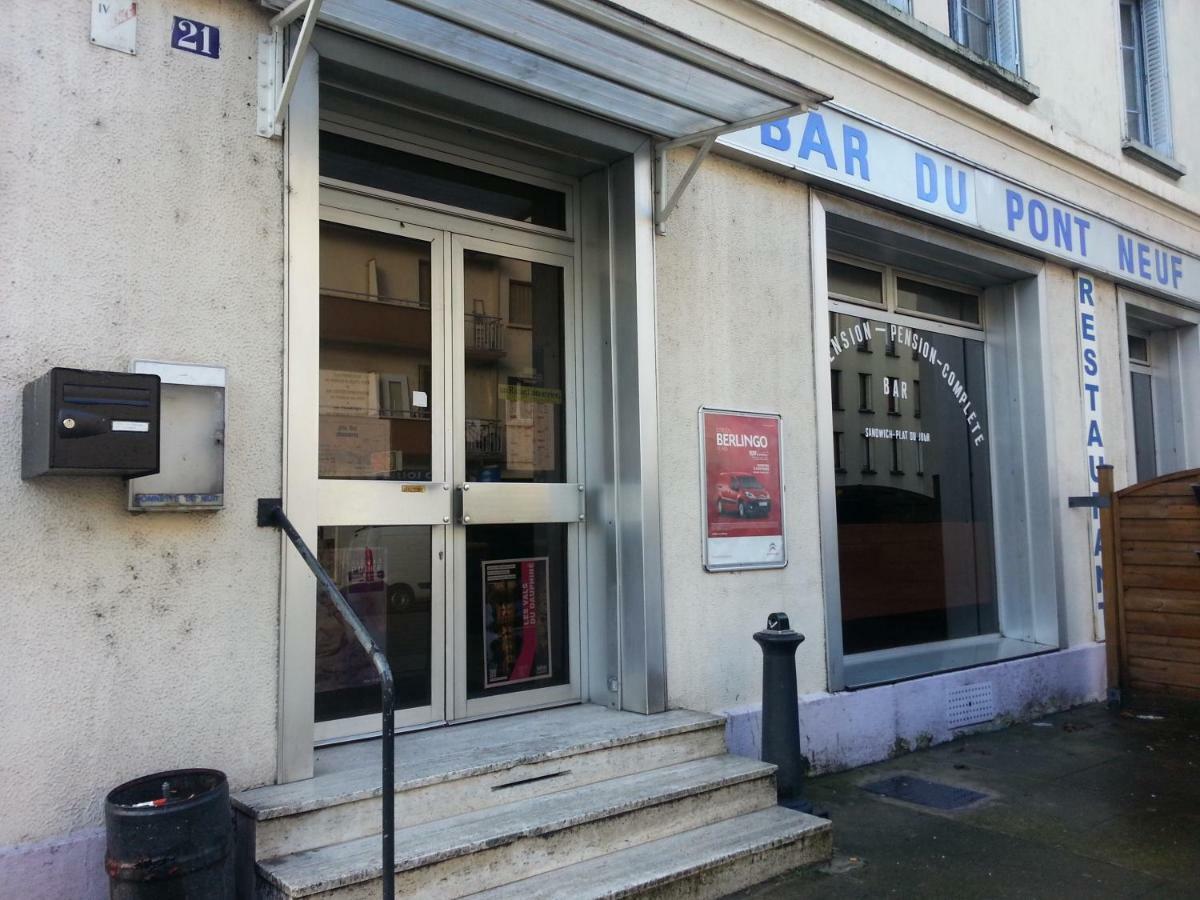Hotel Du Pont Neuf Fontaine  Exterior foto